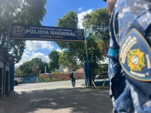 Policía Nacional arresta a 15 personas y ocupan cuatro armas de fuego durante las ultimas 48 horas en Santiago